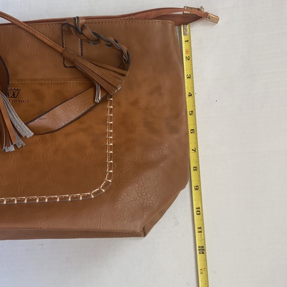 LIKE NEW Weimeibaige Purse Golden Brown Interior & Exterior Pockets Clean Inside - Picture 11 of 14